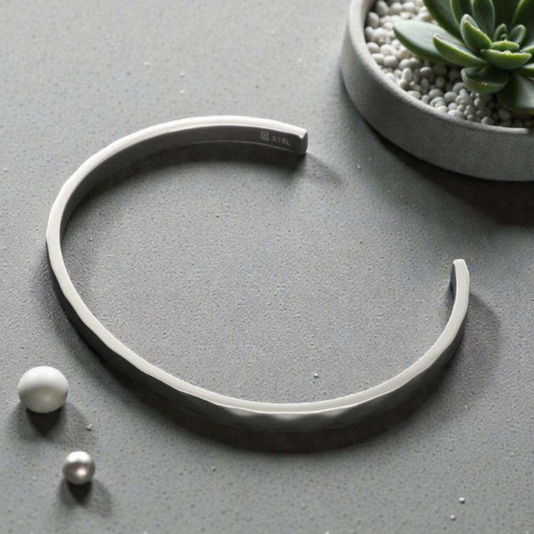 LION HEART ステンレスバングル 05BA0045SV