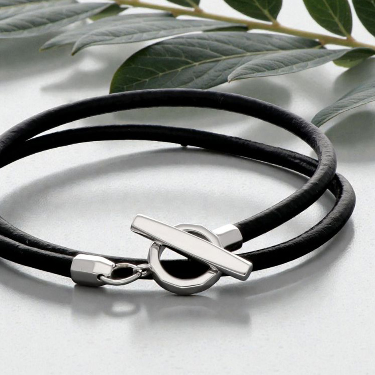 LION HEART レザーブレスレット 05BR007MBK