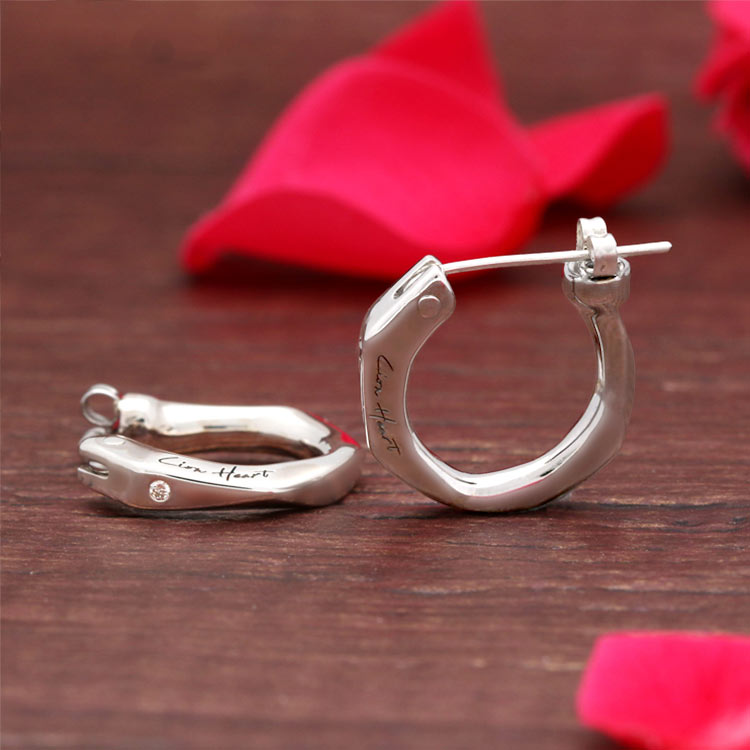 LION HEART シルバーピアス 05EA0091SV