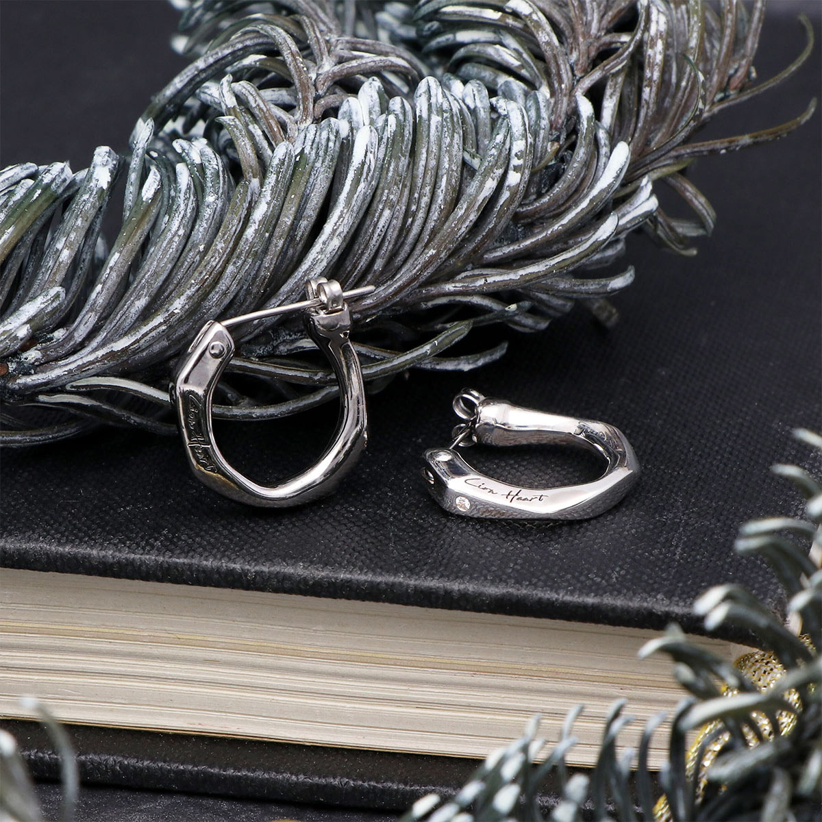 LION HEART シルバーピアス 05EA0091SV