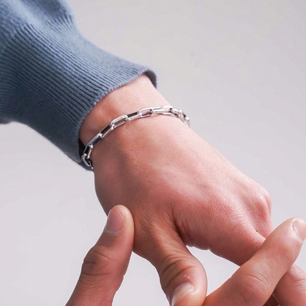 シルバーブレスレット