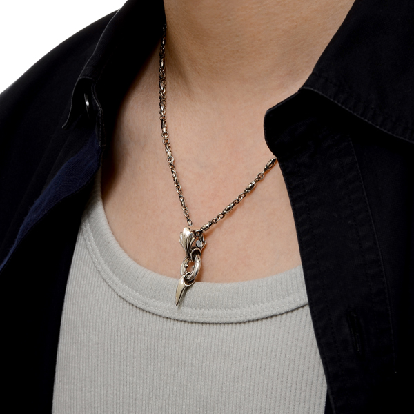 シルバーネックレス