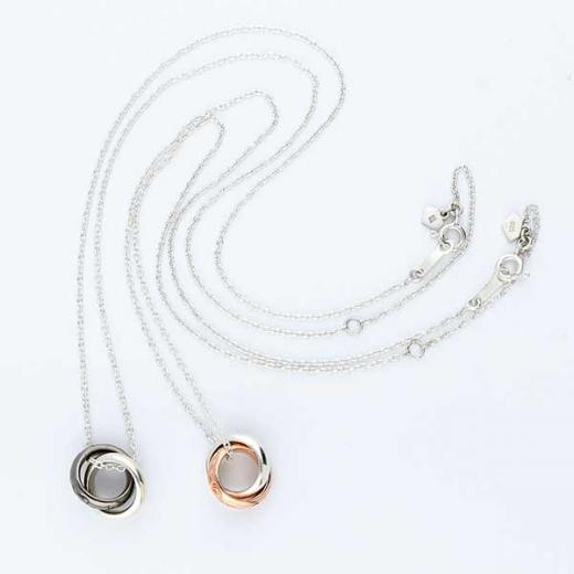 シルバーペアネックレス