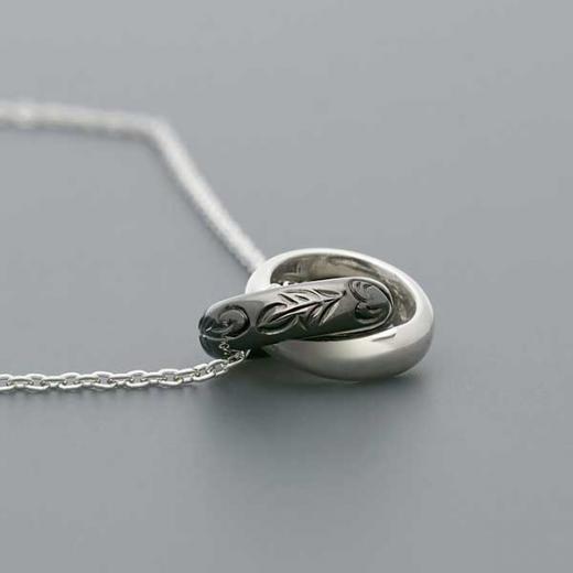 シルバーネックレス