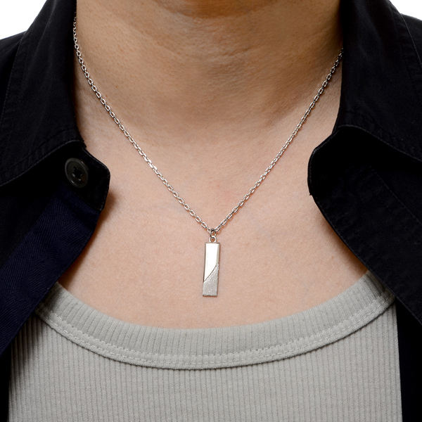 シルバーネックレス