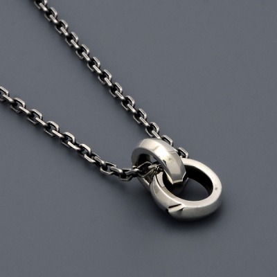 シルバーネックレス