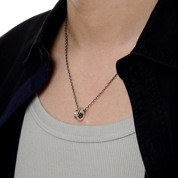 シルバーネックレス