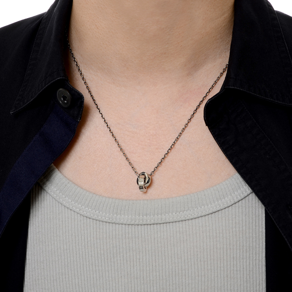 シルバーネックレス