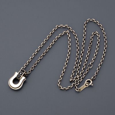 シルバーネックレス