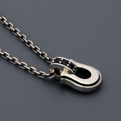 シルバーネックレス