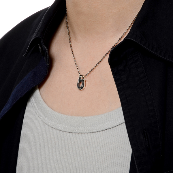 シルバーネックレス