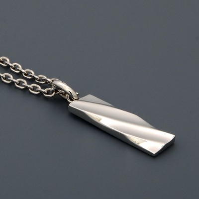 シルバーネックレス