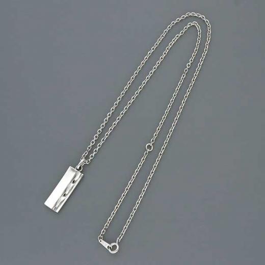 シルバーネックレス