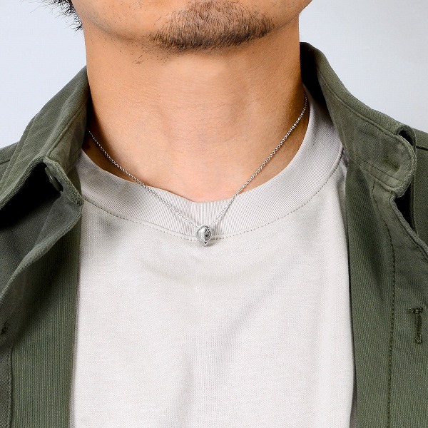 シルバーネックレス