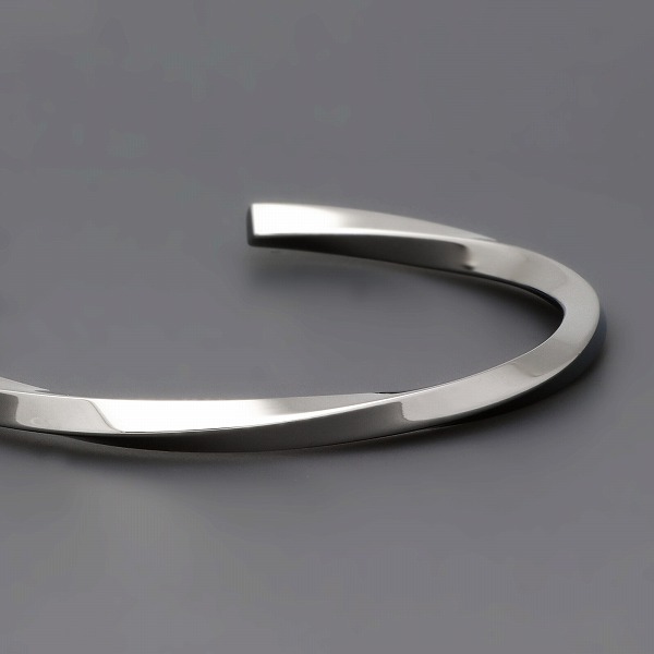 ステンレスバングル