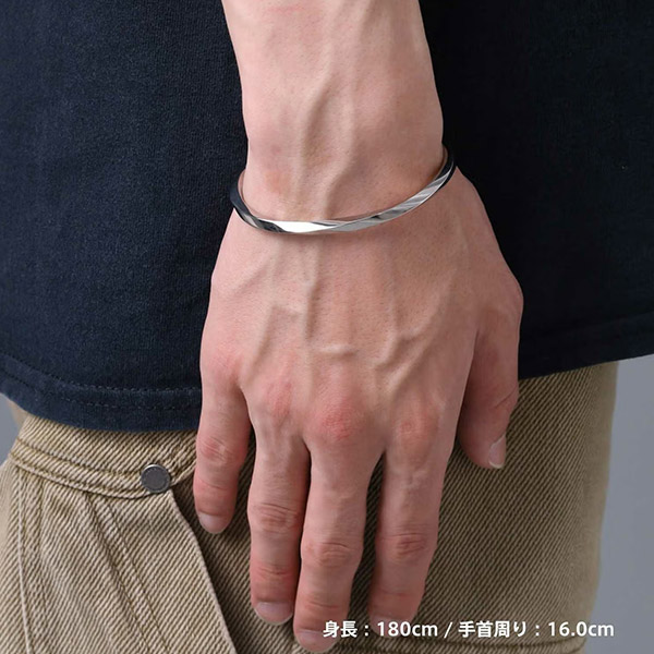 ステンレスバングル