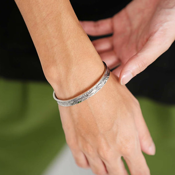 ステンレスバングル