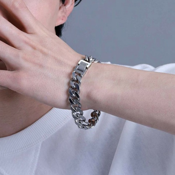 ステンレスブレスレット