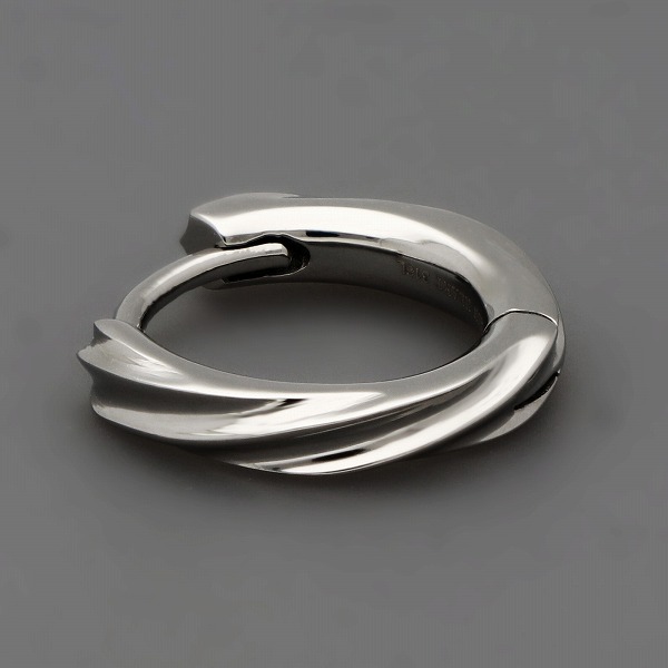 ステンレスピアス