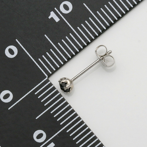 プラチナピアス(片耳用)