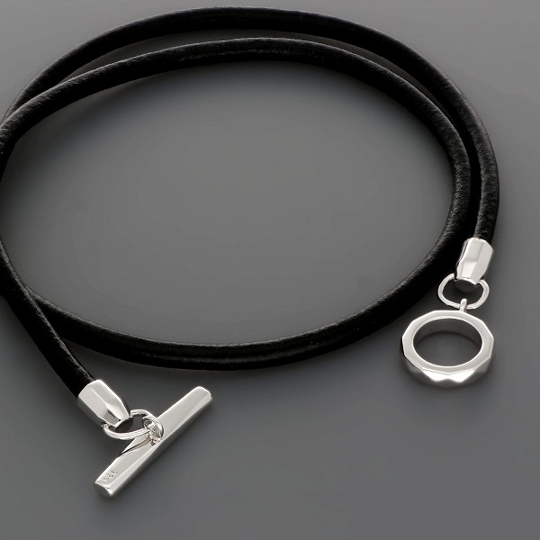 レザーブレスレット