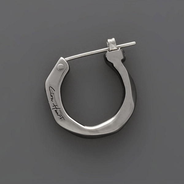 シルバーピアス