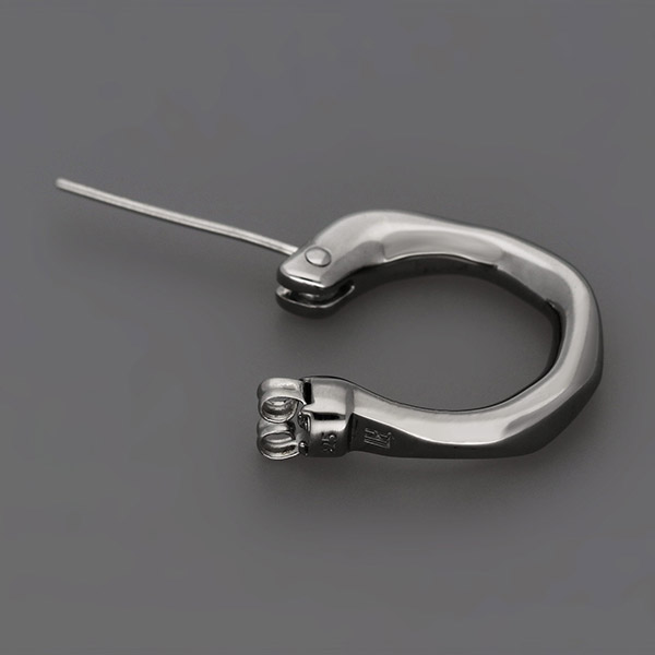 シルバーピアス