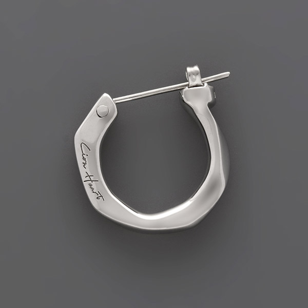 シルバーピアス