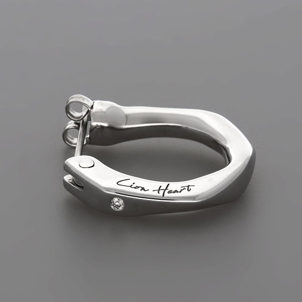 シルバーピアス