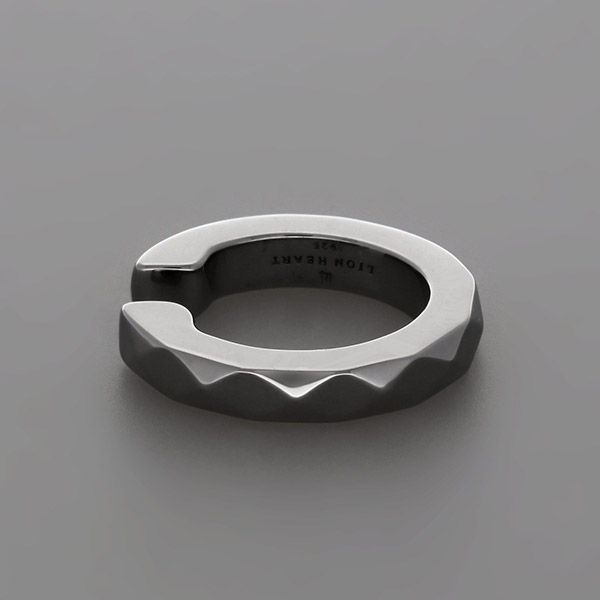 シルバーイヤーカフ