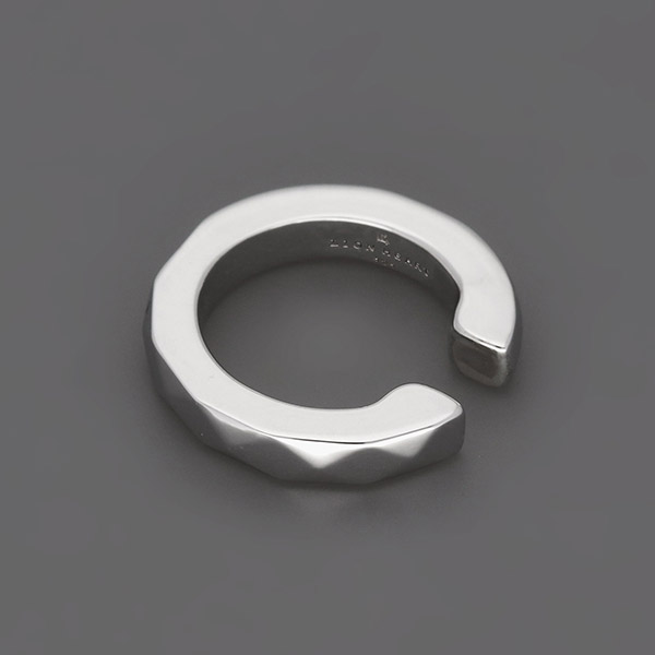 シルバーイヤーカフ