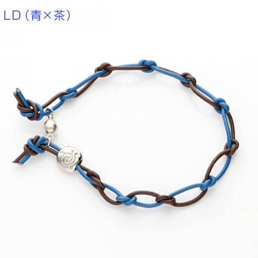 レザーブレスレット