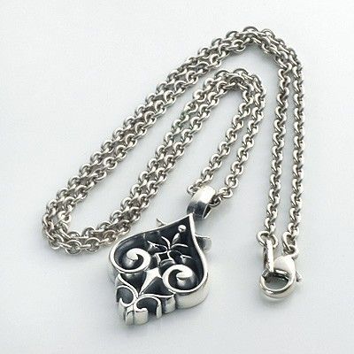 シルバーネックレス