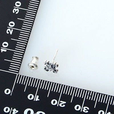 シルバースタッドピアス(片耳用)