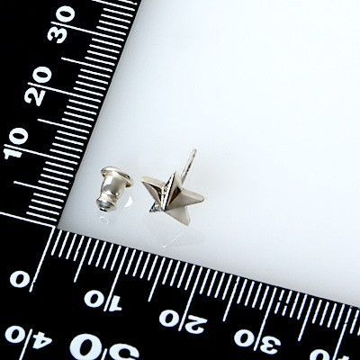シルバースタッドピアス(片耳用)
