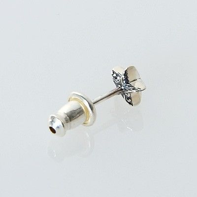 シルバースタッドピアス(片耳用)