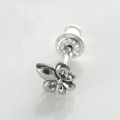 シルバースタッドピアス(片耳用)