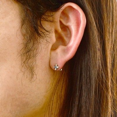 シルバースタッドピアス(片耳用)