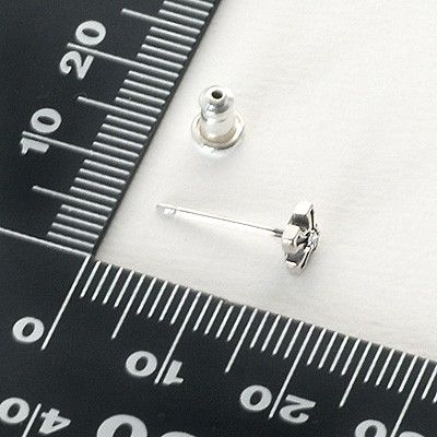 シルバースタッドピアス(片耳用)