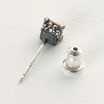 シルバースタッドピアス(片耳用)
