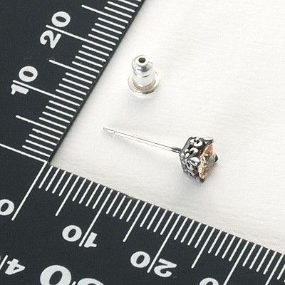 シルバースタッドピアス(片耳用)