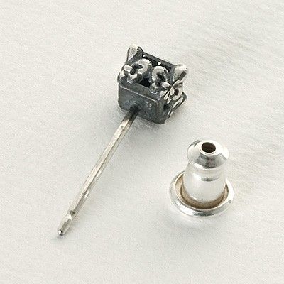 シルバースタッドピアス(片耳用)