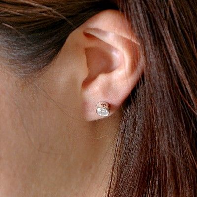 シルバースタッドピアス(片耳用)