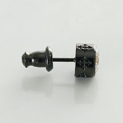 シルバースタッドピアス(片耳用)