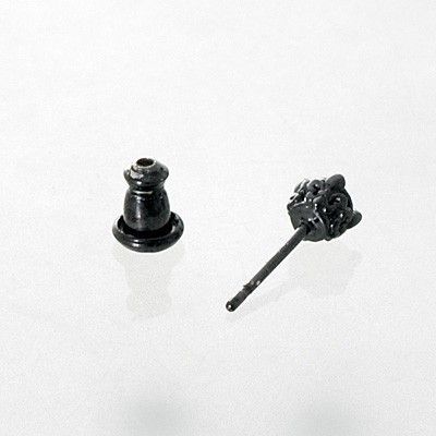 シルバースタッドピアス(片耳用)