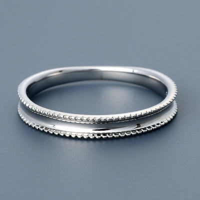 ホワイトゴールドリング