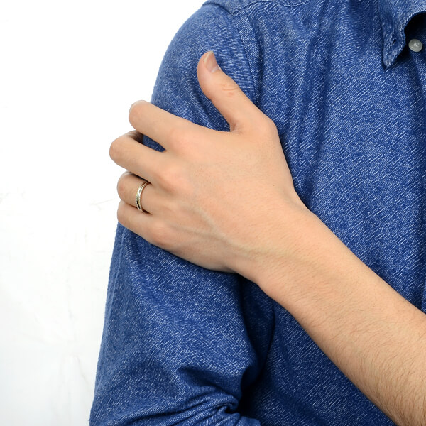 ホワイトゴールドリング