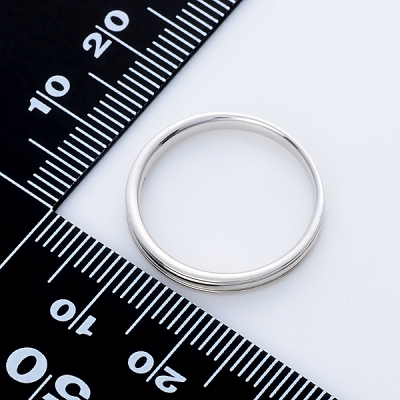 ホワイトゴールドリング