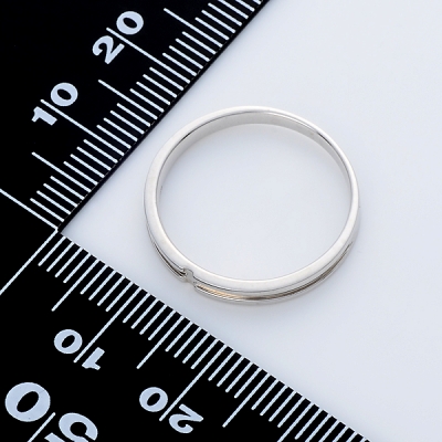 ホワイトゴールドリング