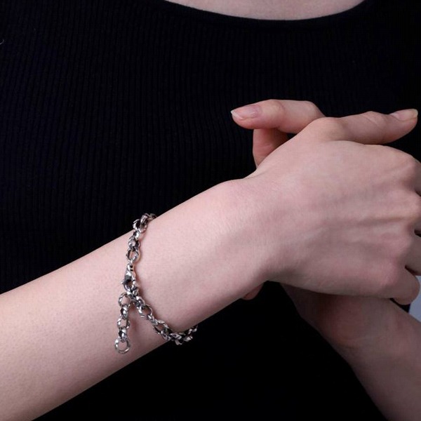 シルバーブレスレット